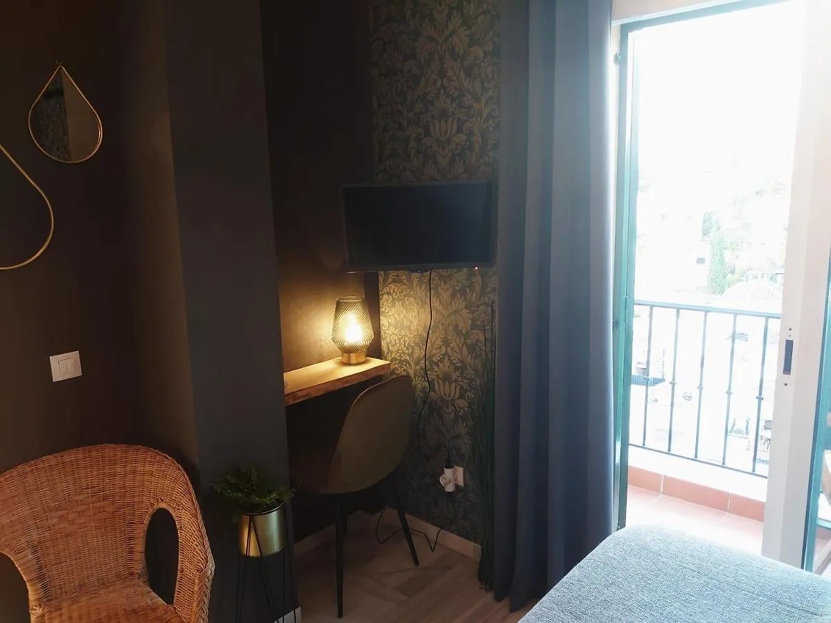 *** Penzion Carmen Rooms -- Boutique B&B By The Sea Nerja Španělsko